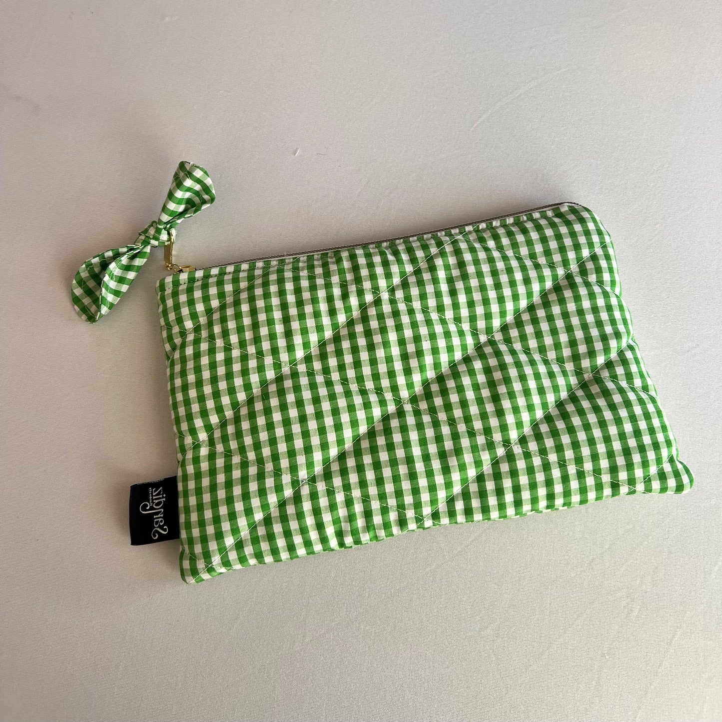 MAKE UP BAG ORGANIZER
handmade bag
green gingham
green gingham makeup bag