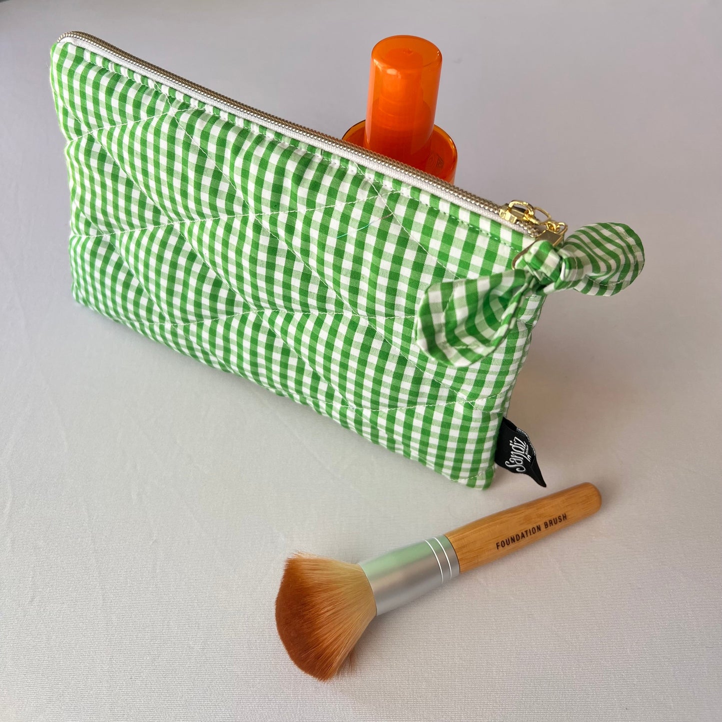 MAKE UP BAG ORGANIZER
handmade bag
green gingham
green gingham makeup bag