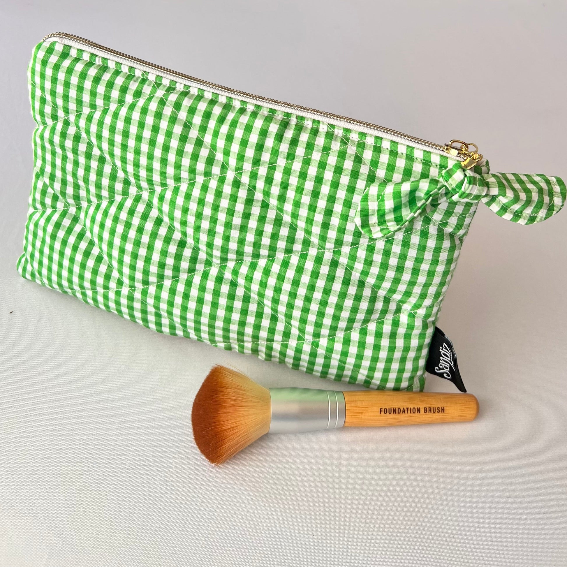 MAKE UP BAG ORGANIZER
handmade bag
green gingham
green gingham makeup bag