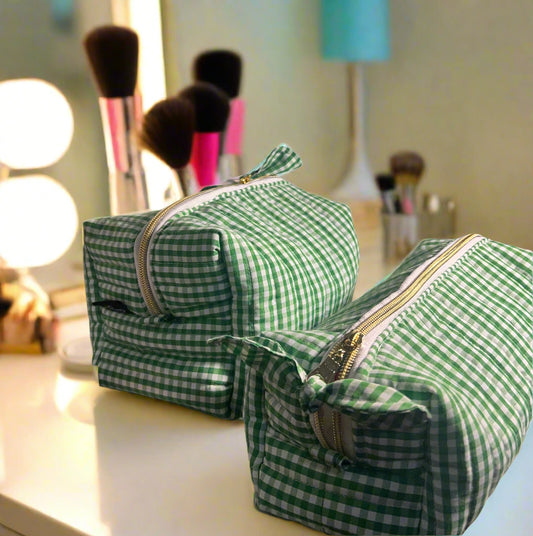 Travel Makeup Bag Quilted, Toiletries Case, teachers gift, moms gift, handmade bag, gift for her, Cotton Toiletry Case, makeup bag, cosmetic pouch, toiletry organizer, vanity bag
large cosmetic bag, makeup travel case, brush holder, flat iron case, 
hair tool bag, heat resistant pouch